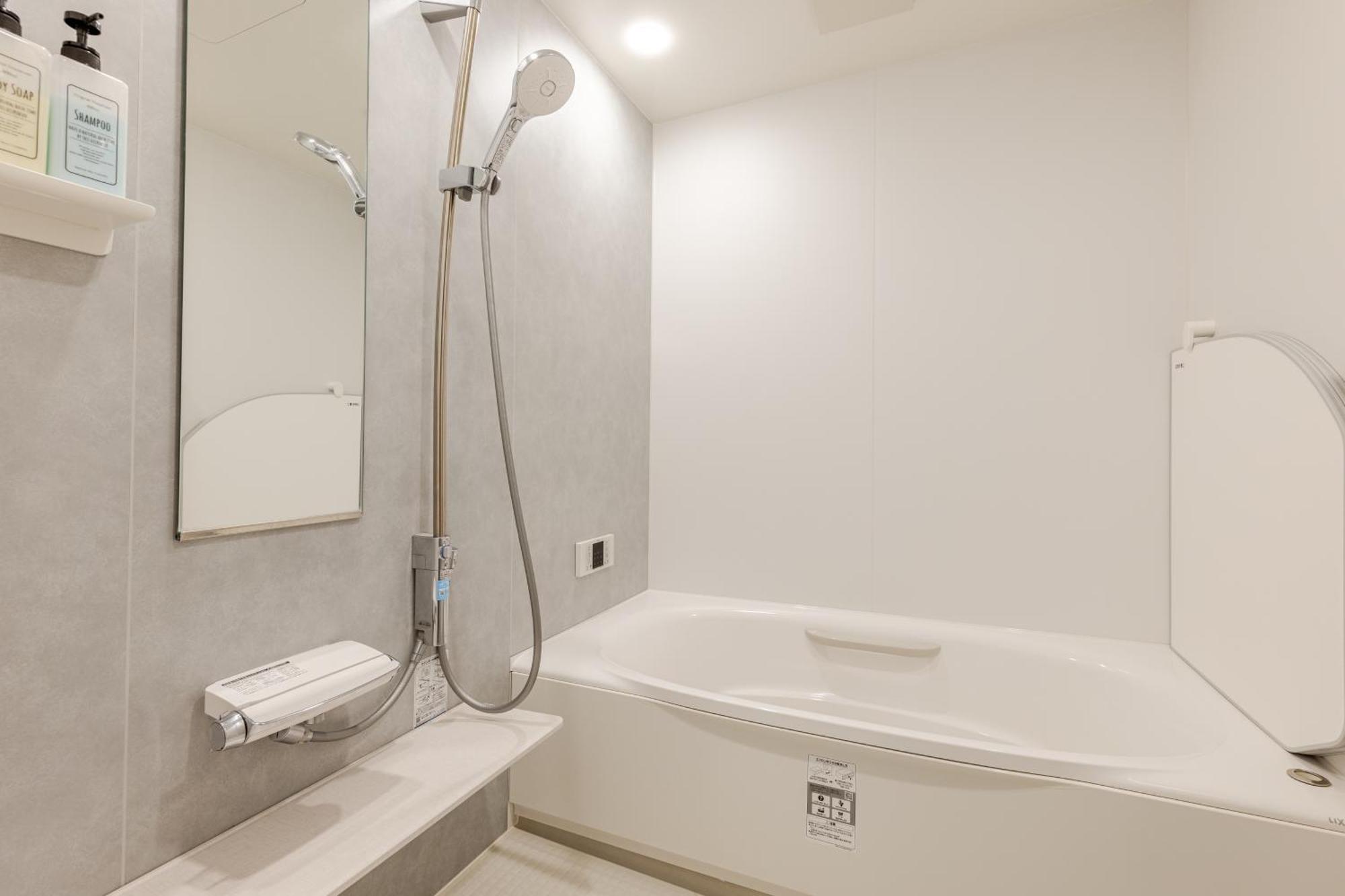 Stayinn Hakata - Vacation Rental, Japanese-Style Rooms ฟูกุโอกะ ภายนอก รูปภาพ