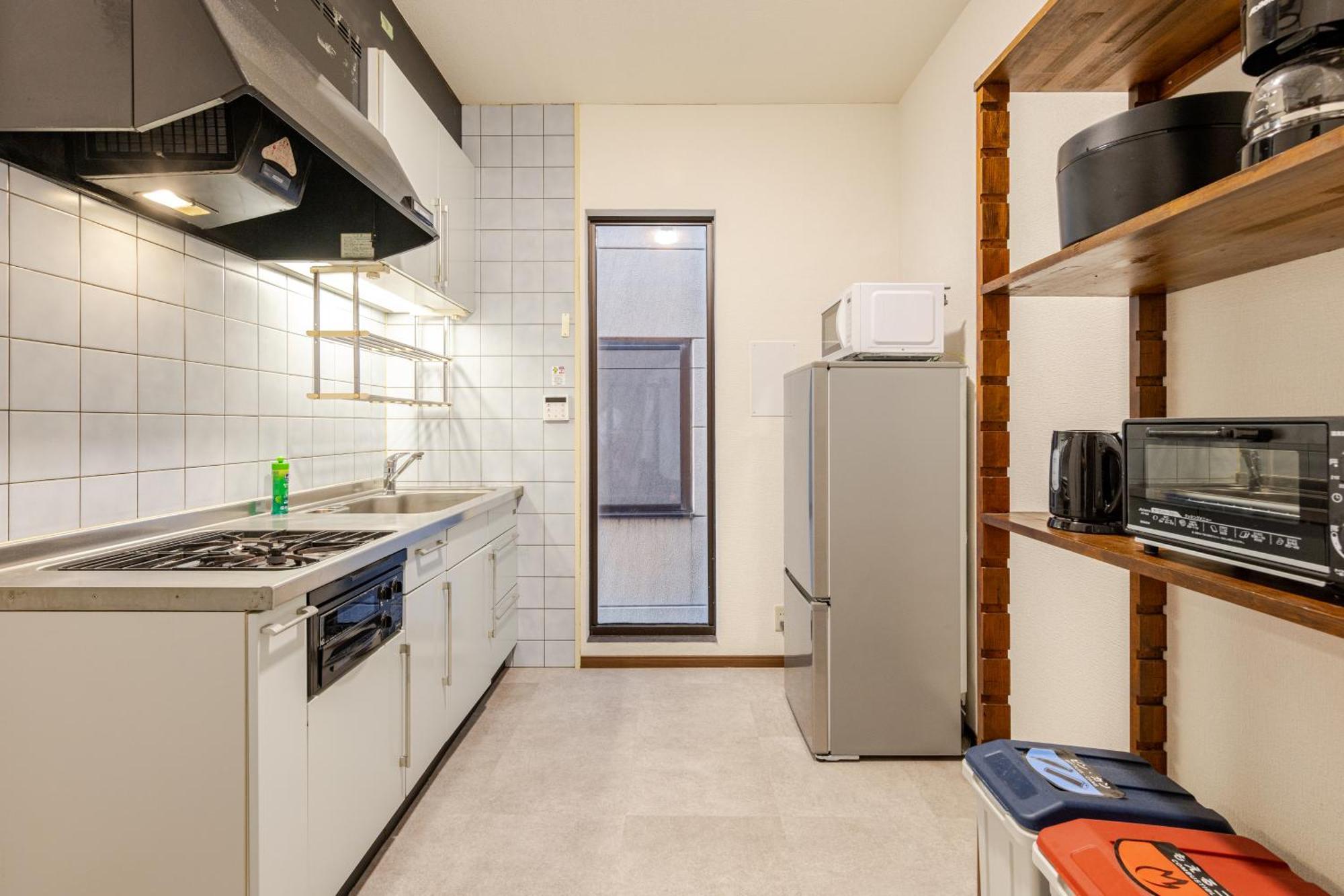 Stayinn Hakata - Vacation Rental, Japanese-Style Rooms ฟูกุโอกะ ภายนอก รูปภาพ